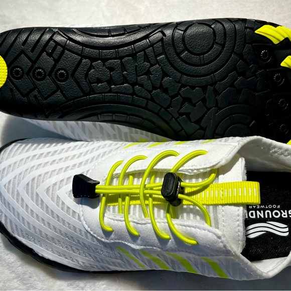 Grounded Footwear With Wide Toe Box Size 9/9.5 Brand New - Picture 13 of 13